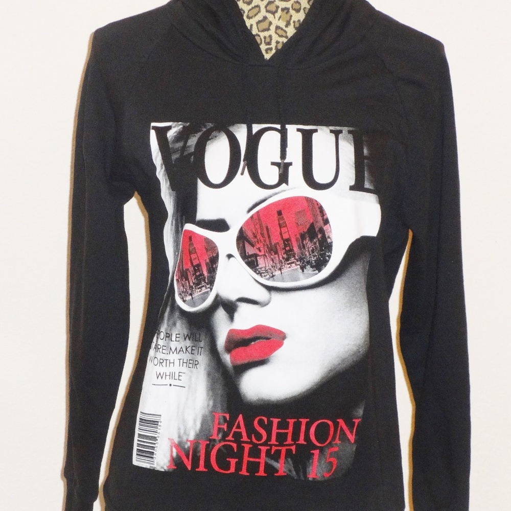 Black Vouge Magazine Print hoodie sweatshirt